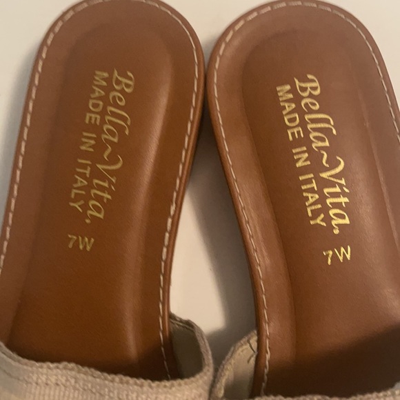 Bella Vita Cloth Fringed Slide Sandals - Size 7 - Picture 4 of 5